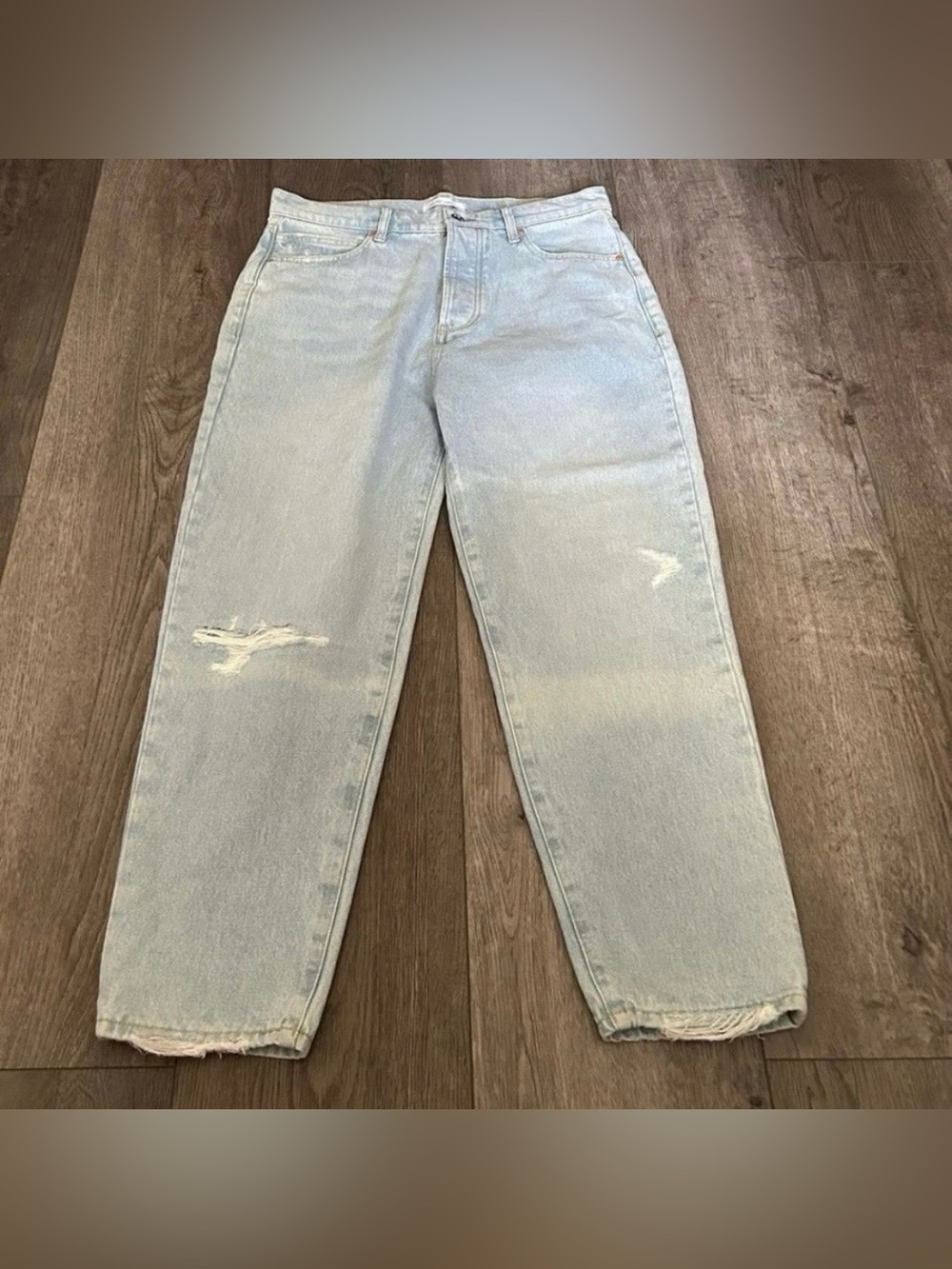 NWT Betro Simone Western Festival Distressed High Waisted Mom Jeans Size 32